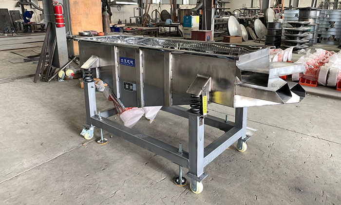 糧食直線振動篩整機(jī)展示